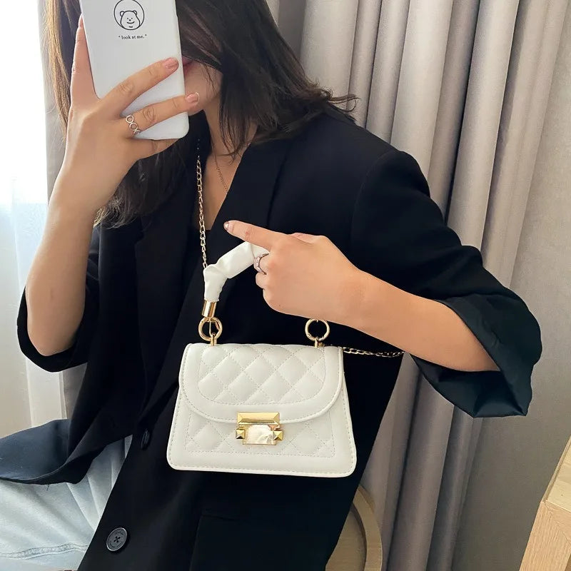Chain Mini Square Bag – Classic Crossbody Handbag