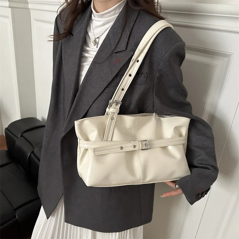 Large-Capacity Tote Bag – Vintage Commuter Shoulder Bag