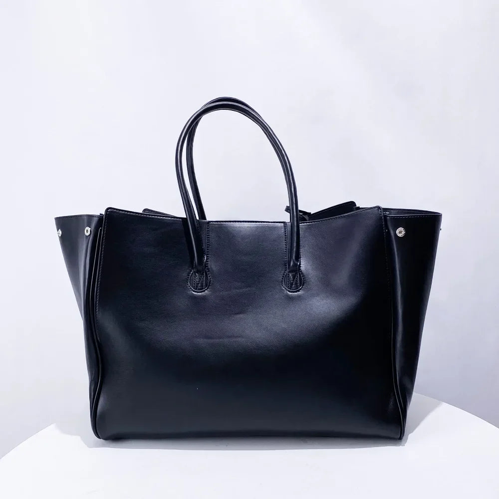 Lola Tote Bag
